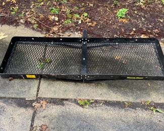 Trailer hitch carrying rack