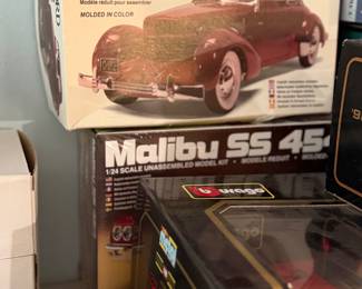 Monogram cord model kit