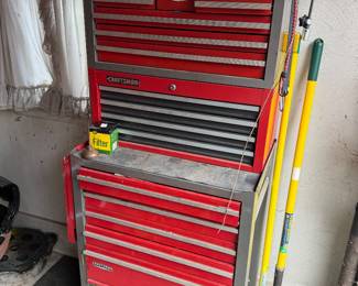 Craftsman tool box