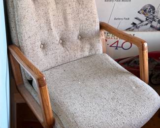 Desk chair