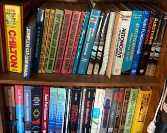 Chilton / automotive books