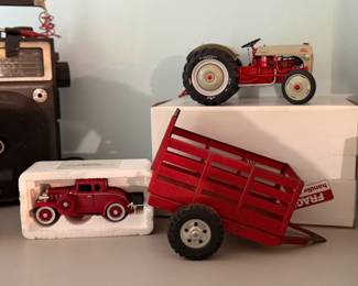 Model cars / tractor