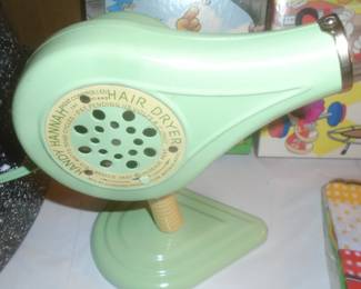 MCM Handy Hannah Hair dryer