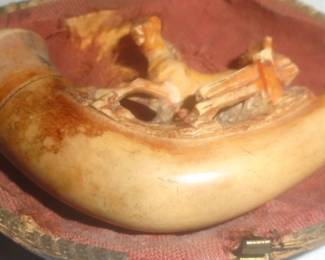 Vintage carved pipe (no stem)