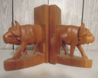 Carved bookends (Kenya)