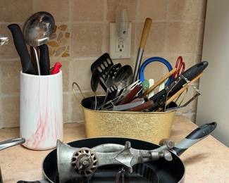 Kitchen utensils