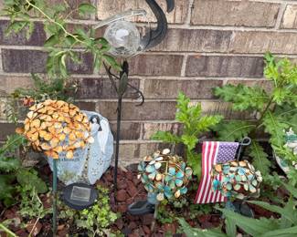 Garden accessories