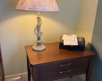 Mid century Broyhill nightstand
