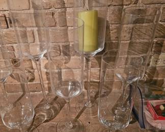 lots of table decor