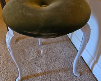 foot stool with metal legs