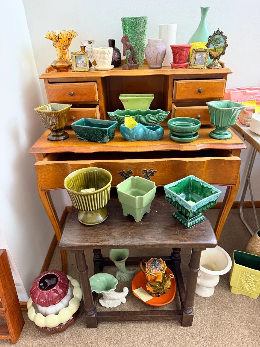 Red Wing Pottery, McCoy, Frankoma Pottery, Russel Wright