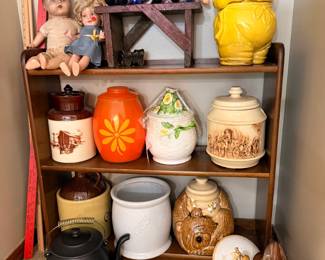 Red Wing Pottery, McCoy, Frankoma Pottery, Russel Wright