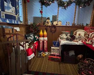 Holiday Room