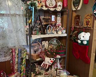 Holiday Room