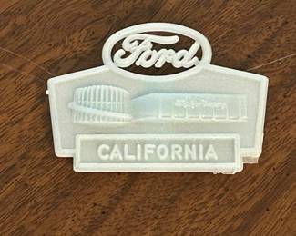 New York Worlds Fair 1964-65 Glow in the Dark pocket clip