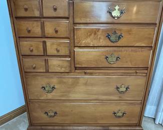 Hartford House by Thomasville Dresser