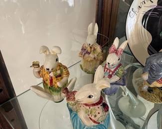 Fitz and Floyd Style "Fauna and Flora" Easter Bunny Figurines