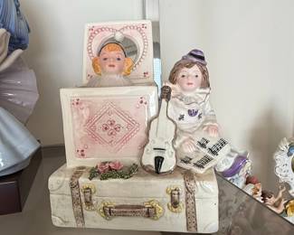 Schmid Yamada Originals Pierrot Music Box