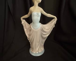 Lladro Porcelain Figurine 'The Dancer' (1979)