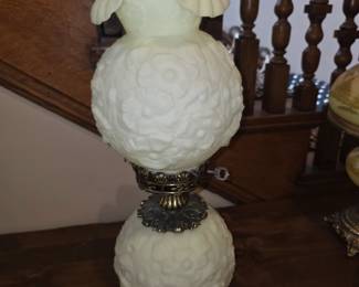 Fenton Yellow Satin Poppy Uranium GlassTable Lamp Glows