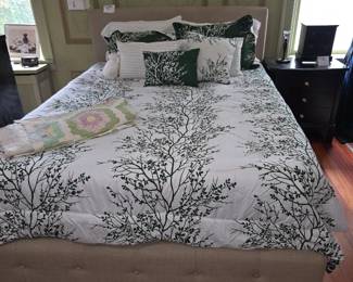Queen Bed