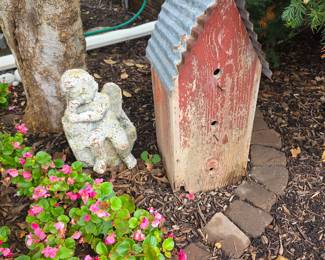 Outdoor Decor