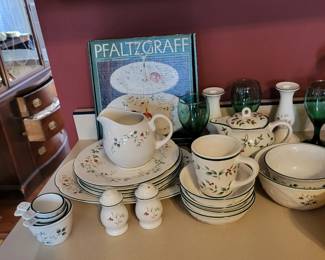 PFALTZGRAFF DINNERWARE