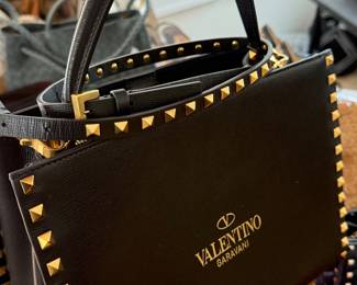 VALENTINO "ROCK STUD"