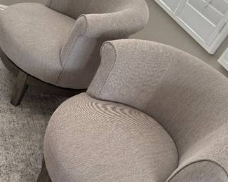2 SUPER SWEET ACCENT CHAIRS