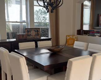 THIS SQUARE DINING SET IS JUST AMAZING!
