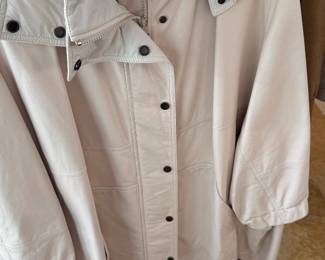 BRUNELLO CUCINELLI LEATHER TRENCH - AMAZING!
