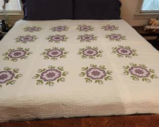 King bed, made of two XL twin adjustable mattresses