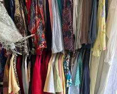 Women's/Men's clothing