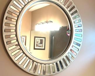Large mirror 
