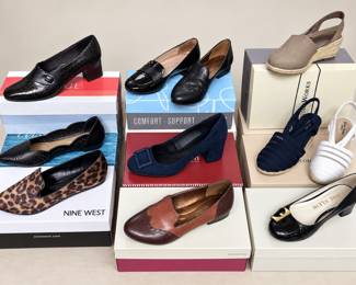 Large collection of ladies shoes ( size ranges from 6 1/2, 7, 7 1/2) 