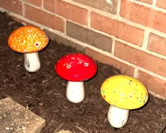 Glass mushrooms 