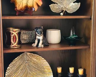 Several leaf decor 