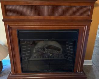 Freestanding electric wooden mantel fireplace 