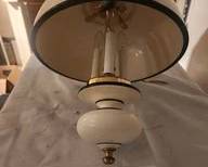 Hanging pocelain light fixture