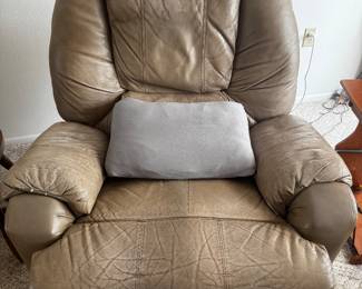 Pair of stratoloungers strato loungers