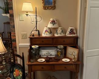Vintage Roll-Top Desk / Lady's Secretary Desk