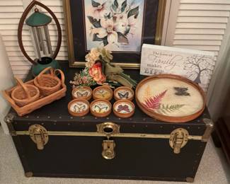 Vintage trunk and decor 