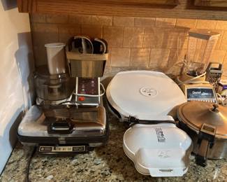 Kitchen appliances 