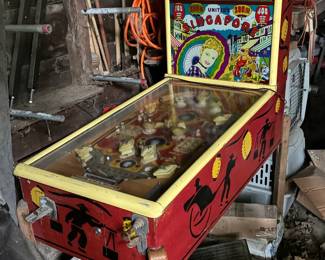 Full Pinball machine as is (not working)