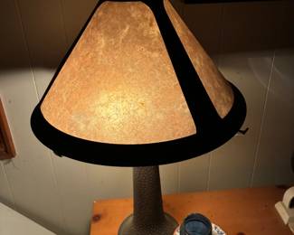 Table lamp