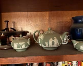 Vintage Wedgewood sage green Jasperware teapot /CS set
