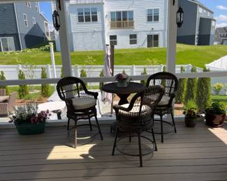 3Seat Dining Table