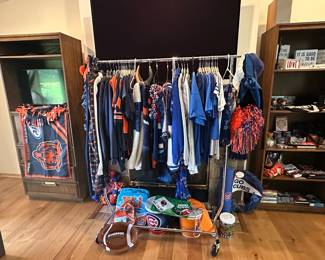 Extensive Bears & Cubs clothing & collectables