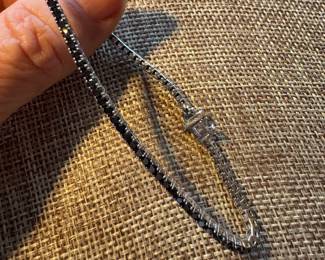#17 - $995 - Bracelet 7" tennis style black diam - 7.8gr