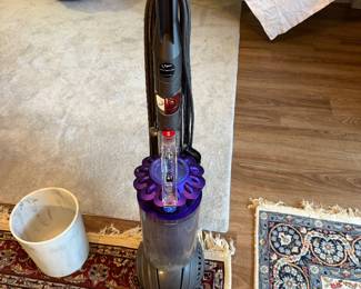 #99 - $210 - Dyson DC 41 upright vacuum cleaner - purple